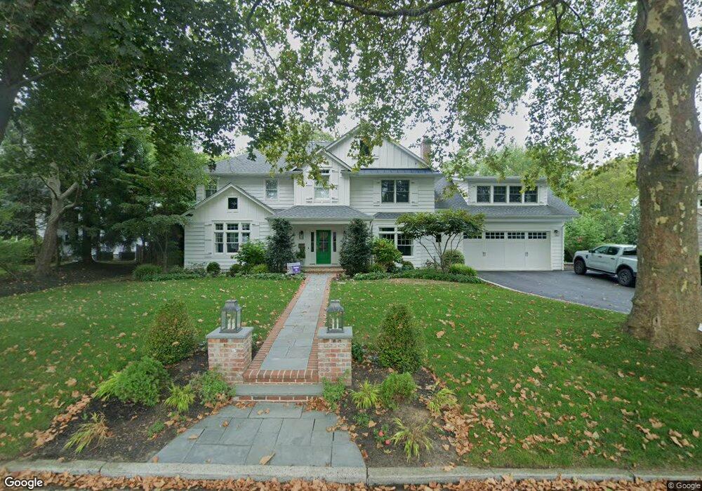 39 Robin Rd, Rumson, NJ 07760 - photo 1