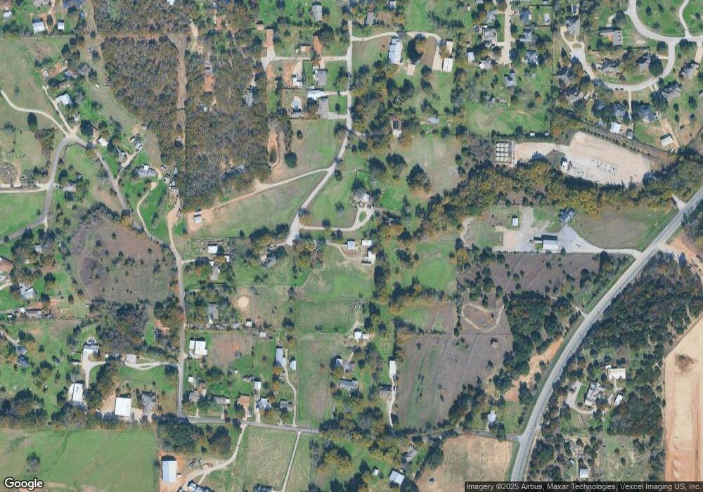 959 Gail Dr, Weatherford, TX 76085 - photo 1