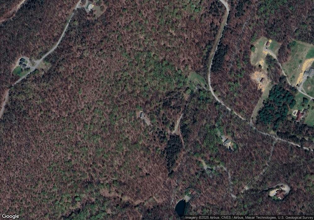 114 Quaint Acres Ln, Berkeley Springs, WV 25411 - photo 1