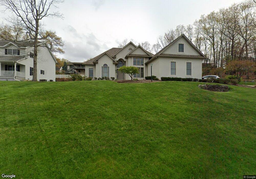 118 Maria Blvd, Archbald, PA 18403 - photo 1
