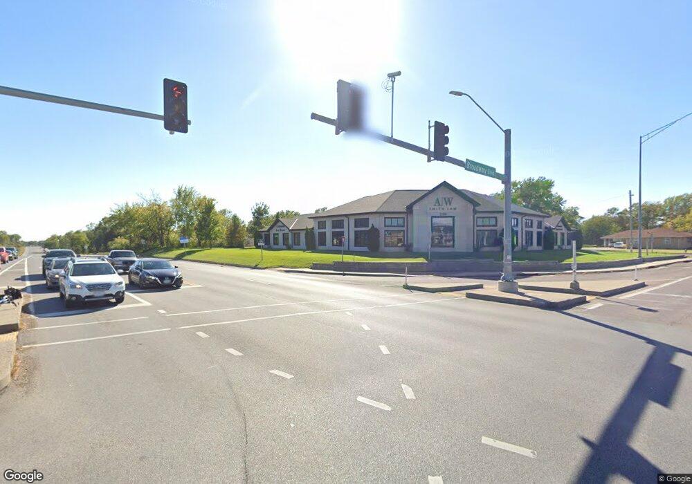 4113 S Meadowview, Columbia, MO 65203 - photo 1