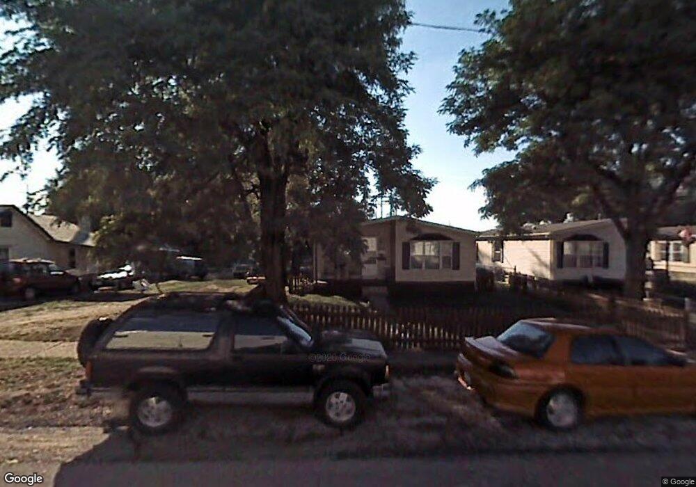 338 N Mapleton St, Columbus, IN 47201 - photo 1