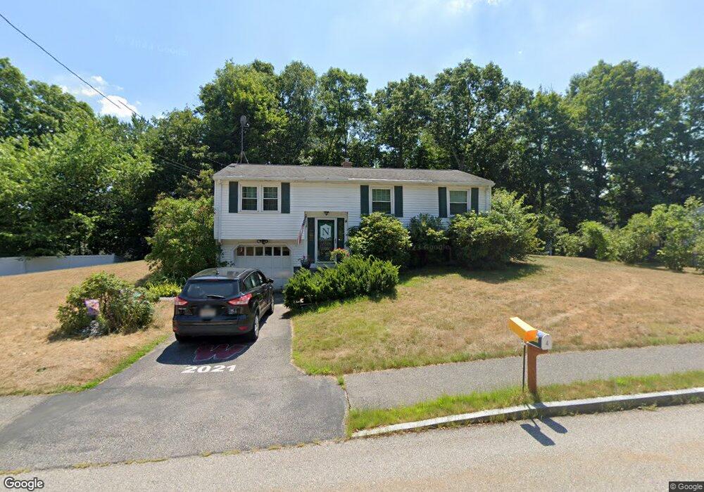 4 Robin Ln, Westborough, MA 01581 - photo 1