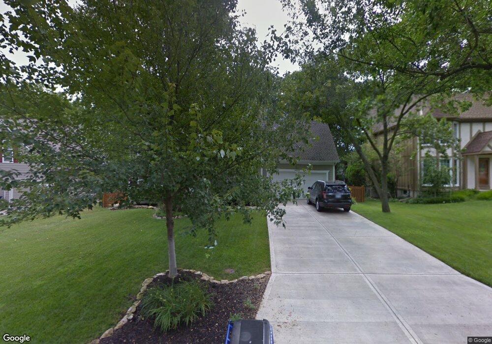 8515 Hall St, Lenexa, KS 66219 - photo 1