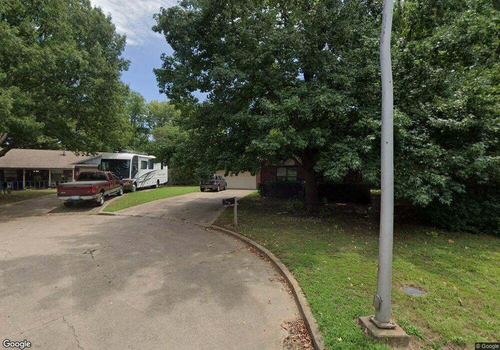 109 W 9th Place S, Claremore, OK 74017 - photo 1