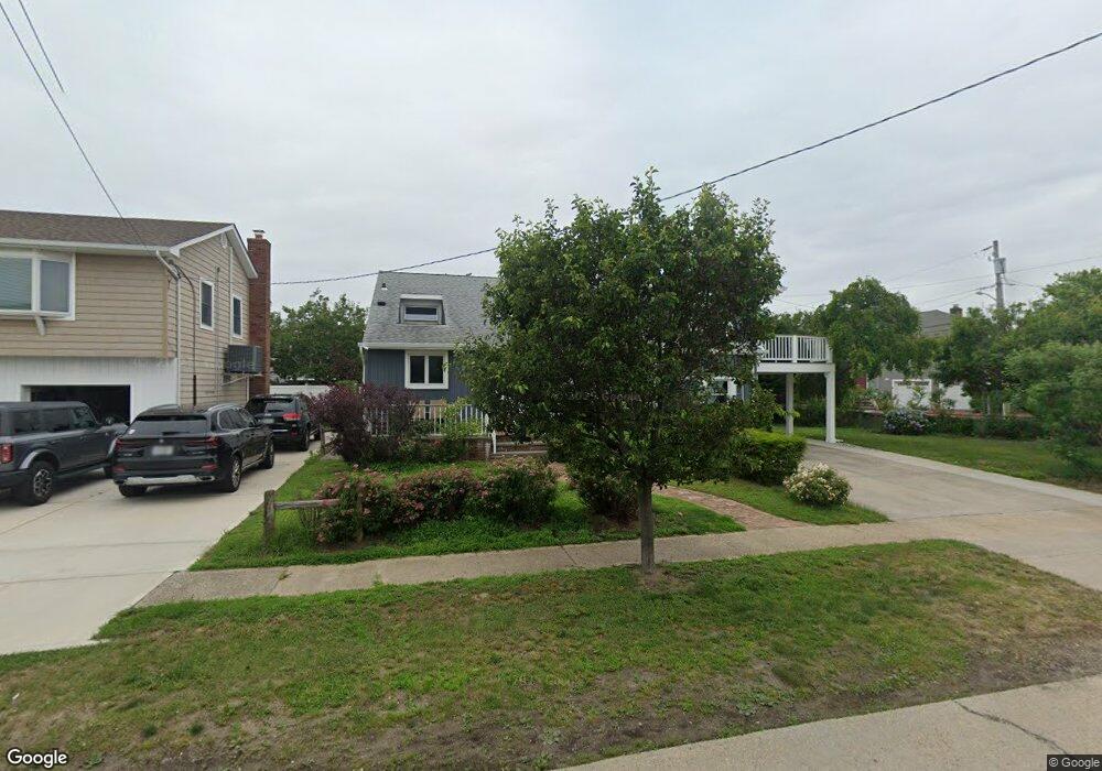 1 Mineola Ave, Point Lookout, NY 11569 - photo 1