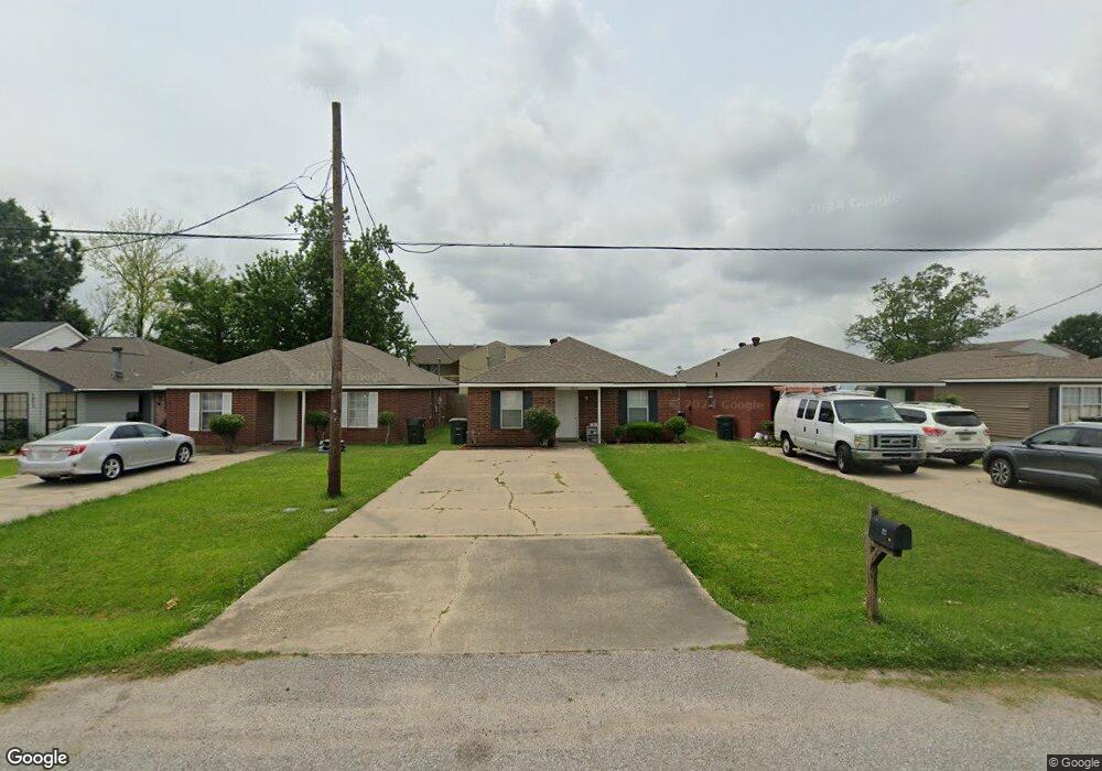 1817 S Tallowood Dr, Lake Charles, LA 70605 - photo 1