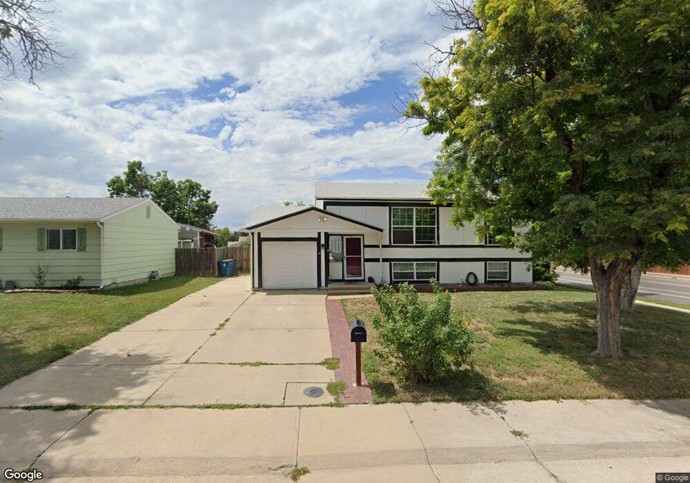 701 S Oswego Ct, Aurora, CO 80012 - photo 1