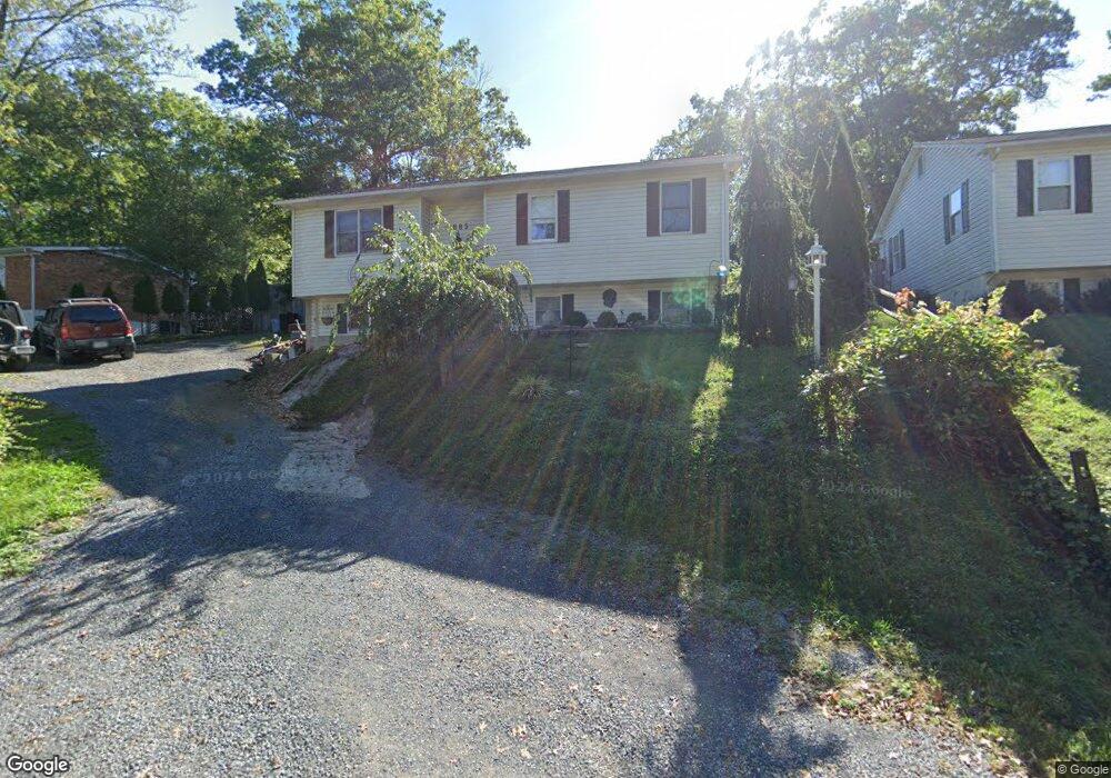 805 Chestnut St, Clifton Forge, VA 24422 - photo 1