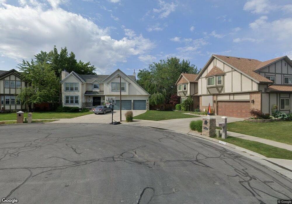 1924 E Sunridge Cir, Sandy, UT 84093 - photo 1