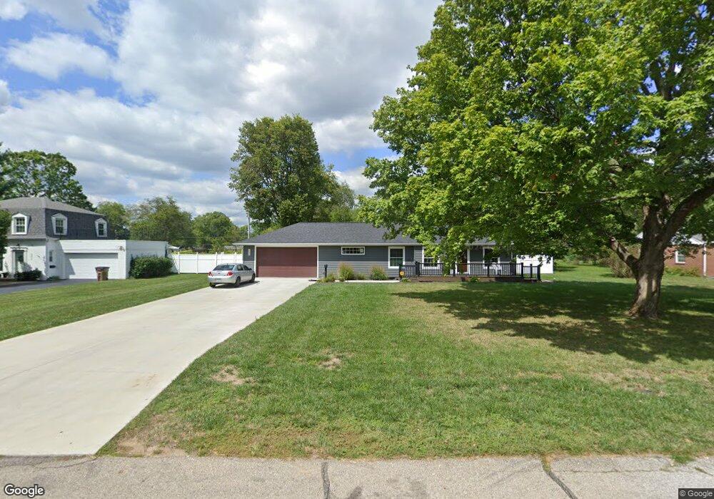 1606 Laurel Dr, Columbus, IN 47203 - photo 1