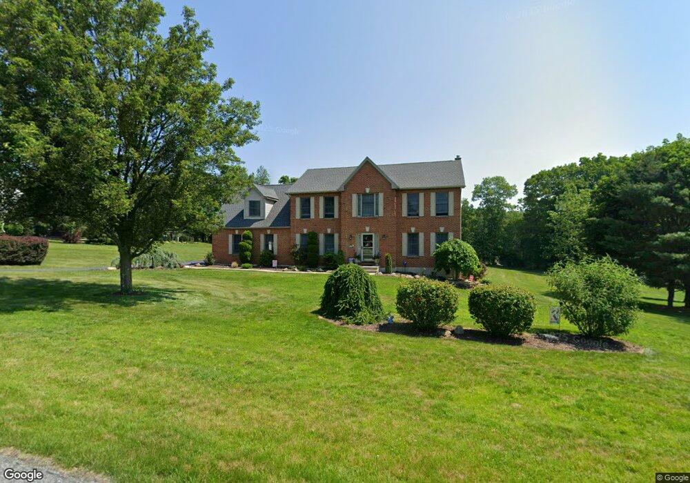 370 Abi Ln, Bath, PA 18014 - photo 1