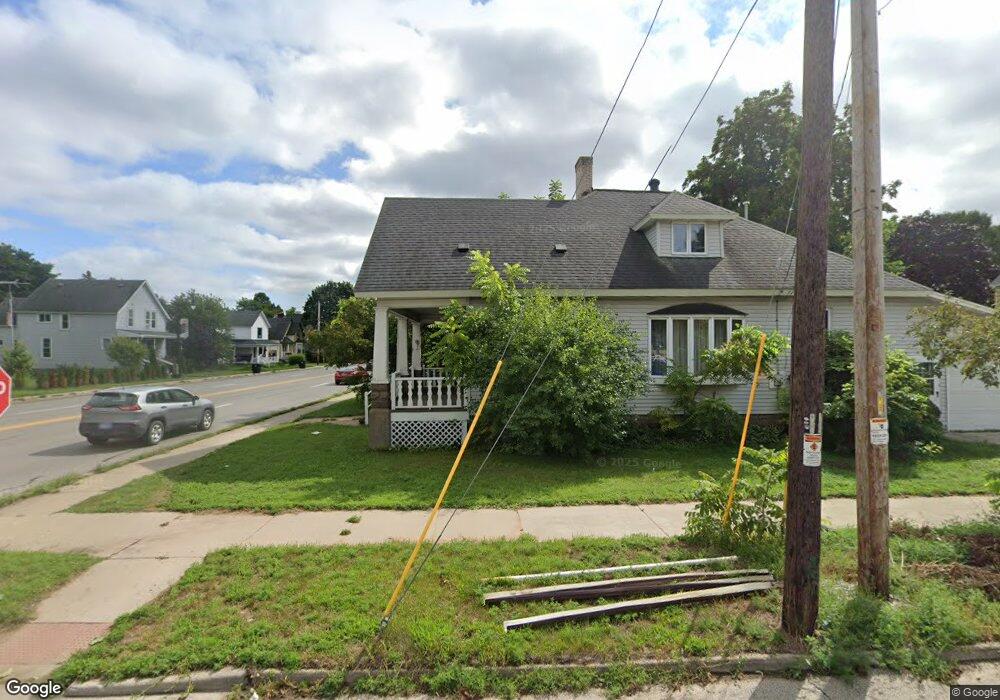 1005 18th Ave, Menominee, MI 49858 - photo 1