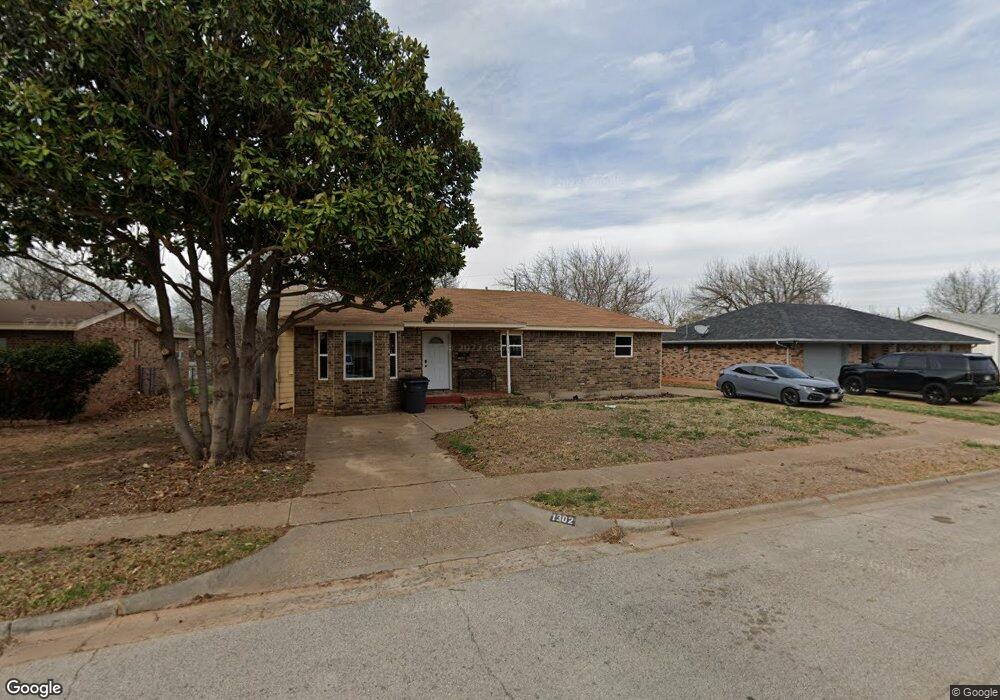 1302 Hunt St, Wichita Falls, TX 76302 - photo 1