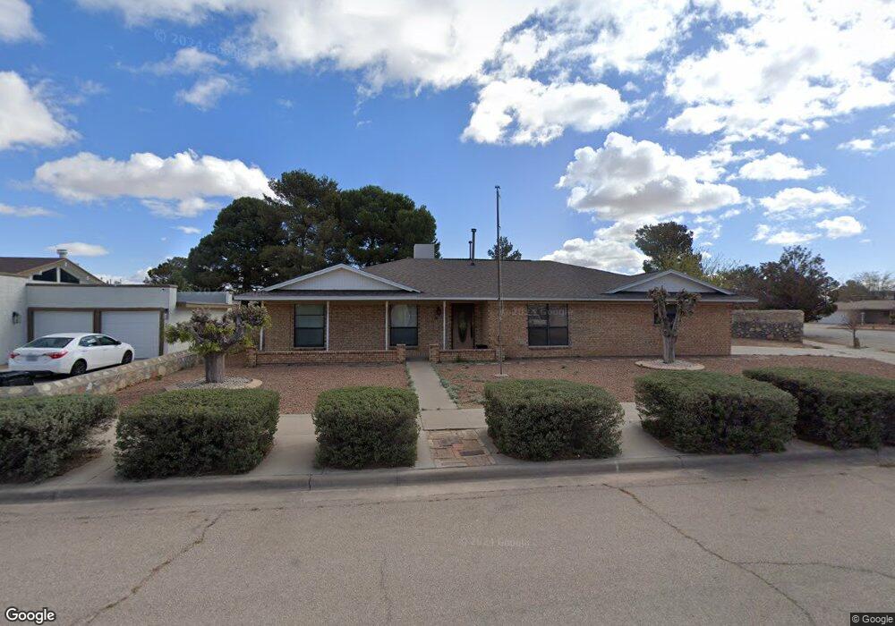 333 Higley Cir, Horizon City, TX 79928 - photo 1