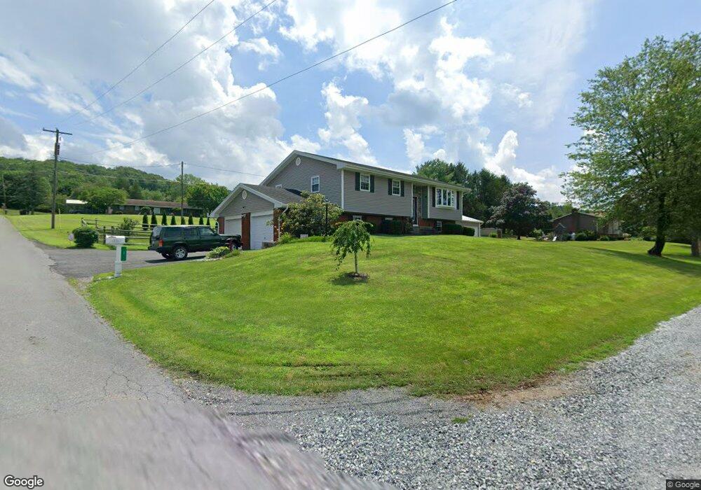 1 Tulip Ln, Tamaqua, PA 18252 - photo 1