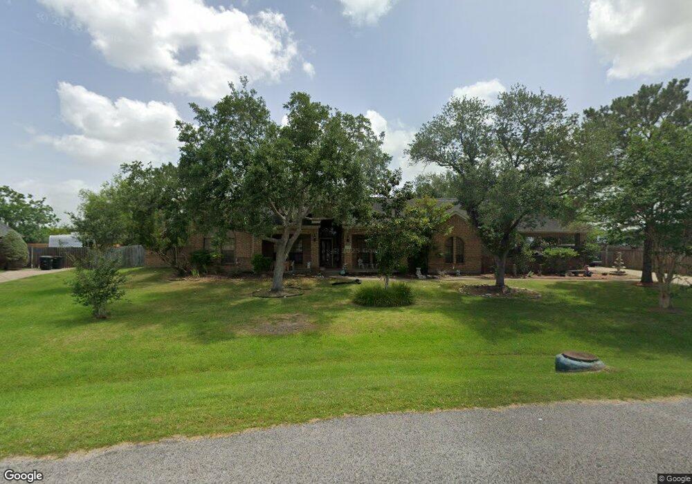 3367 Clearwood Cir, Alvin, TX 77511 - photo 1