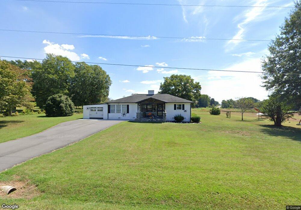 2006 Peak Rd, Lincolnton, NC 28092 - photo 1