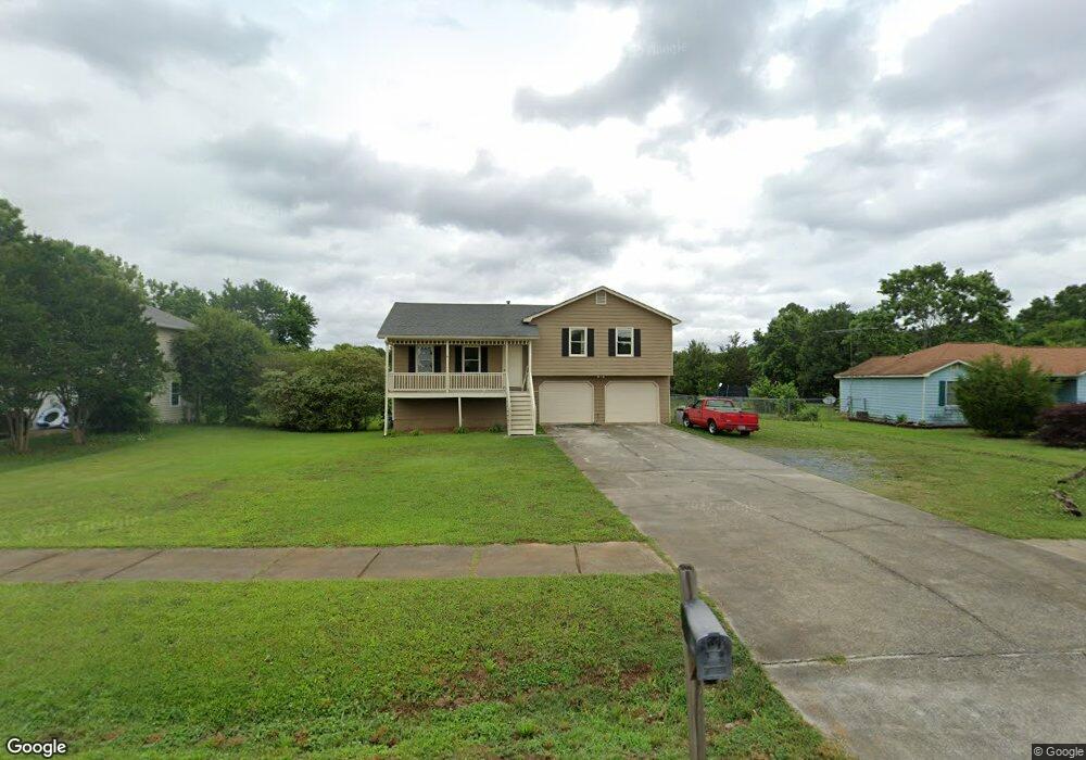 1044 Euharlee Rd, Euharlee, GA 30145 - photo 1