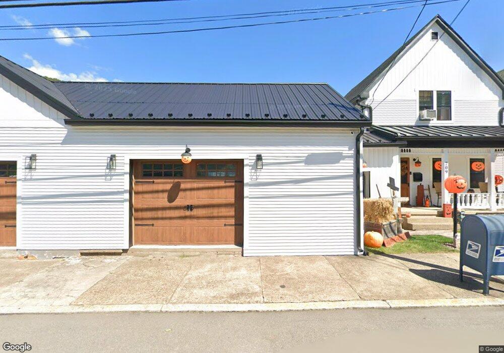 714 Stevens St, Coal Township, PA 17866 - photo 1