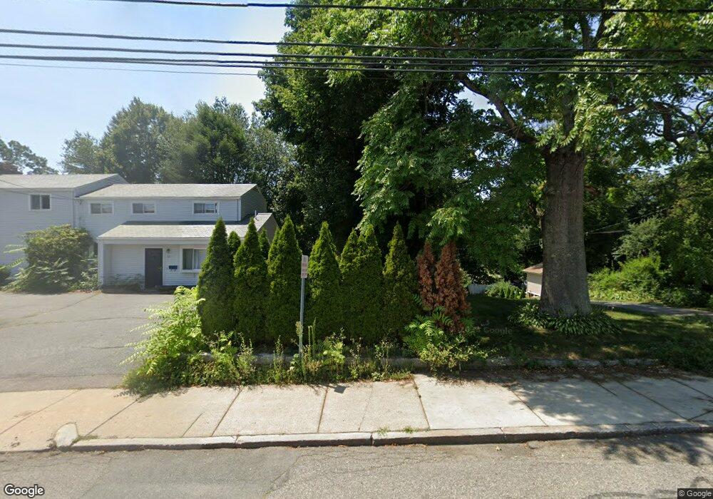 54 Elm St, Framingham, MA 01701 - photo 1