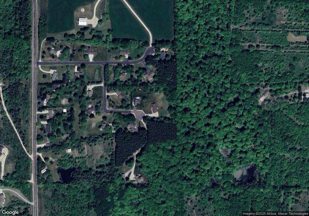 4060 Bavarian Ln, West Bend, WI 53090 - photo 1