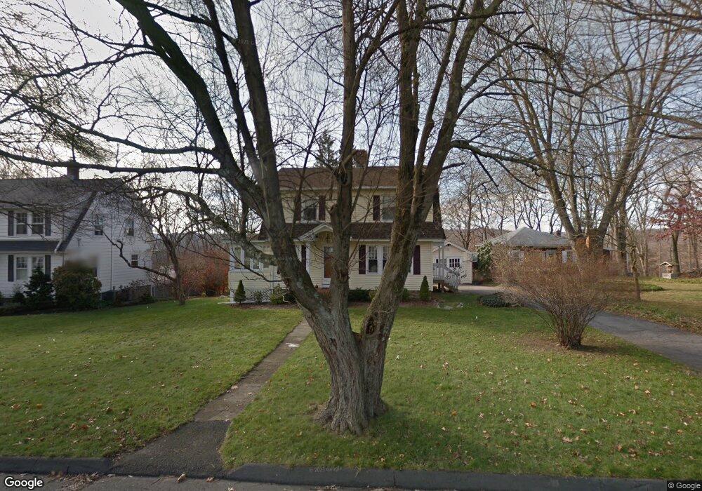 84 Yale Ave, Middlebury, CT 06762 - photo 1