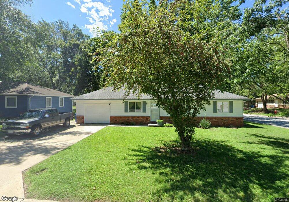 717 Evergreen Ave, Nixa, MO 65714 - photo 1