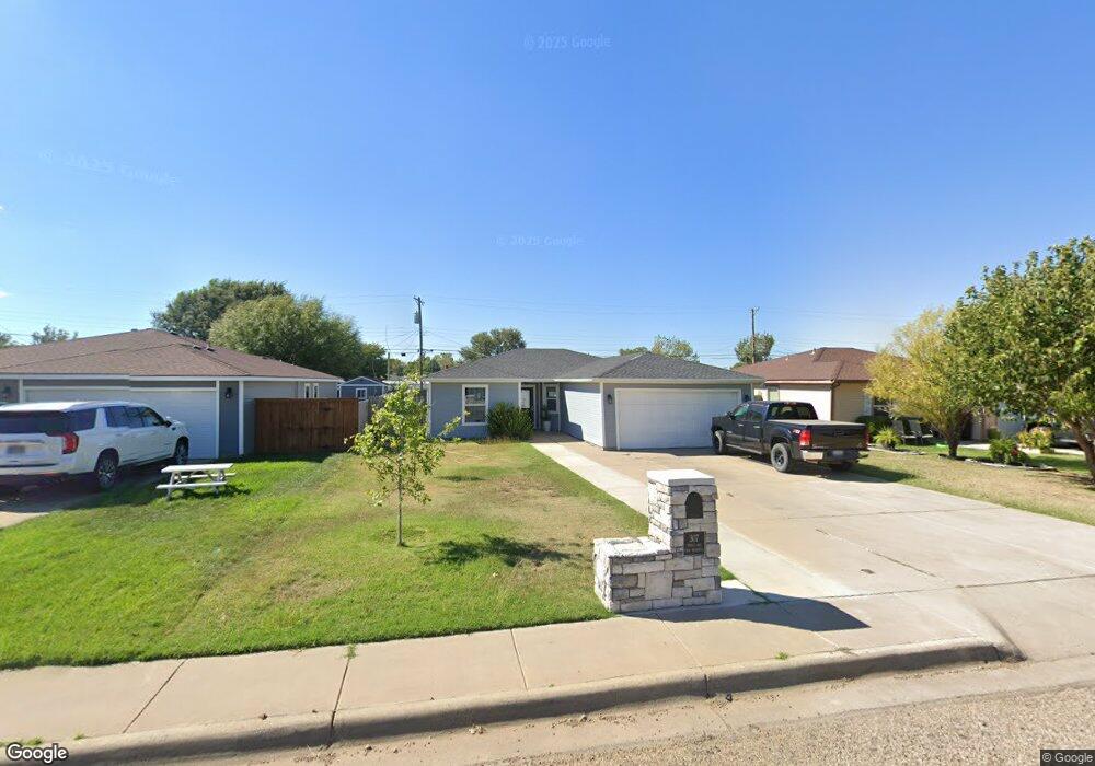 307 N Birge Ave, Dumas, TX 79029 - photo 1
