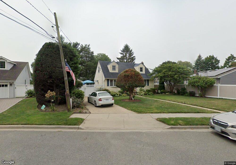 3 Floral Ave, Bethpage, NY 11714 - photo 1