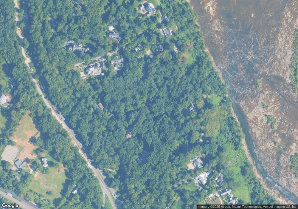 1207 Crest Ln, McLean, VA 22101 - photo 1