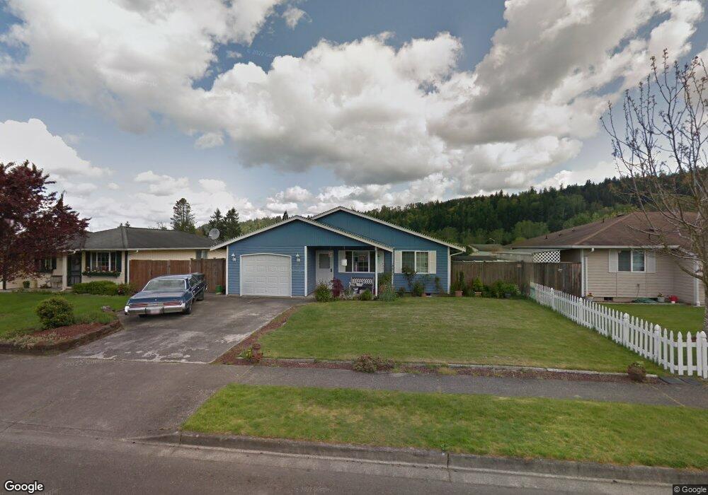 704 Washington Ave SE, Orting, WA 98360 - photo 1
