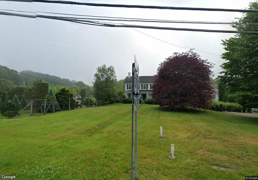 4 Pound Ridge Rd, Pound Ridge, NY 10576 - photo 1