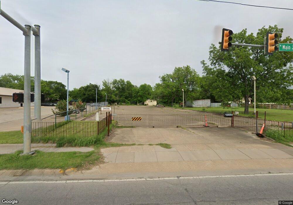 732 N Main St, Cleburne, TX 76033 - photo 1