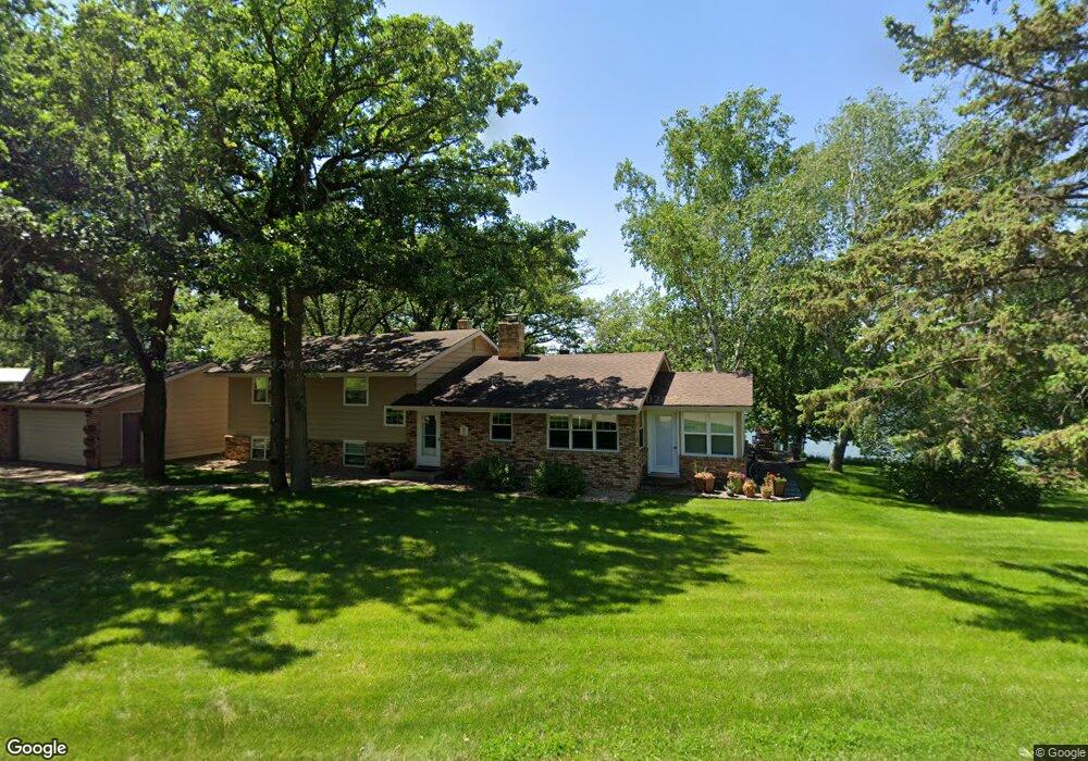 918 Shoreview Dr, Alexandria, MN 56308 - photo 1