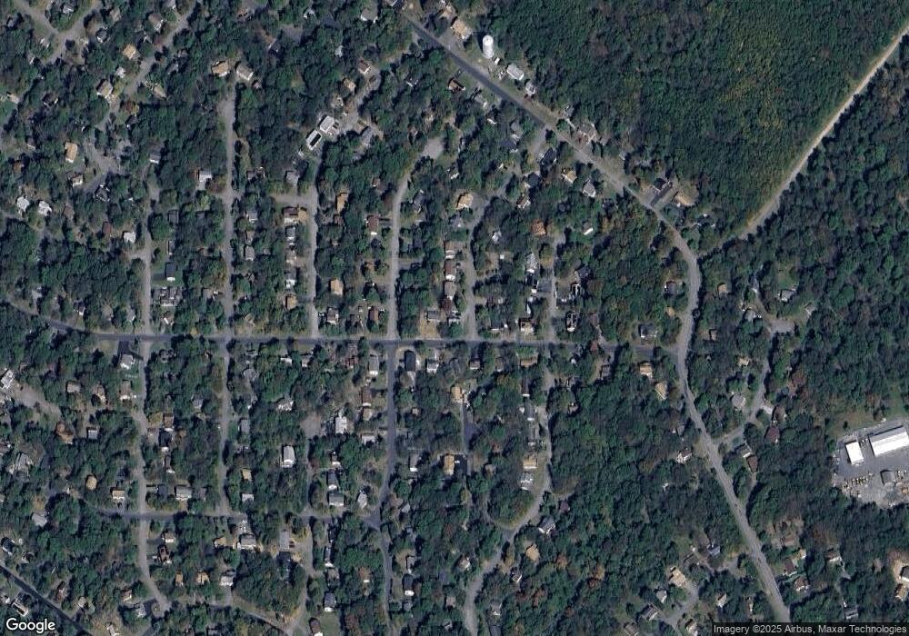 7188 Rimrock Dr, Tobyhanna, PA 18466 - photo 1