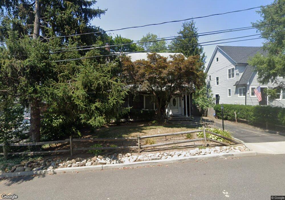 10 Waverly St, Glen Head, NY 11545 - photo 1