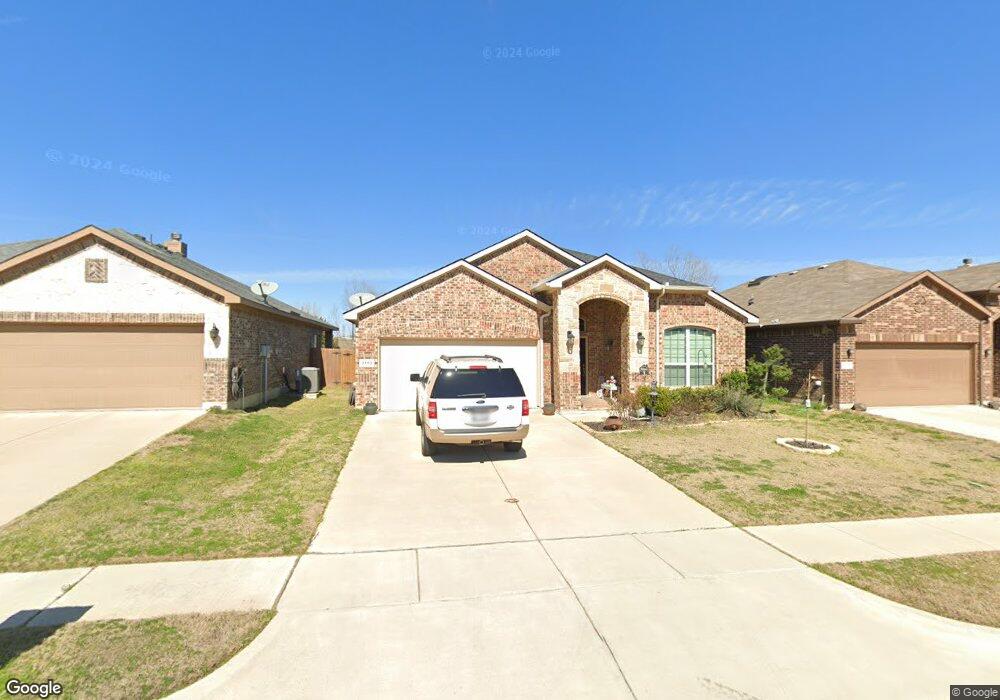 1112 Vaughna Dr, Weatherford, TX 76087 - photo 1