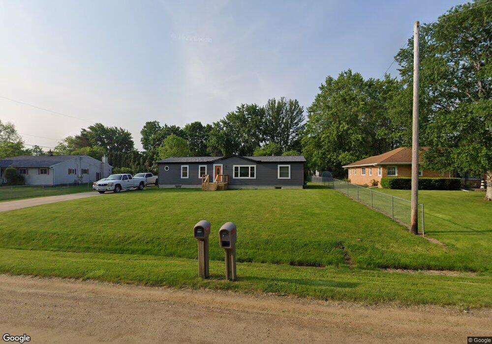 5112 Finlay Dr, Flint, MI 48506 - photo 1