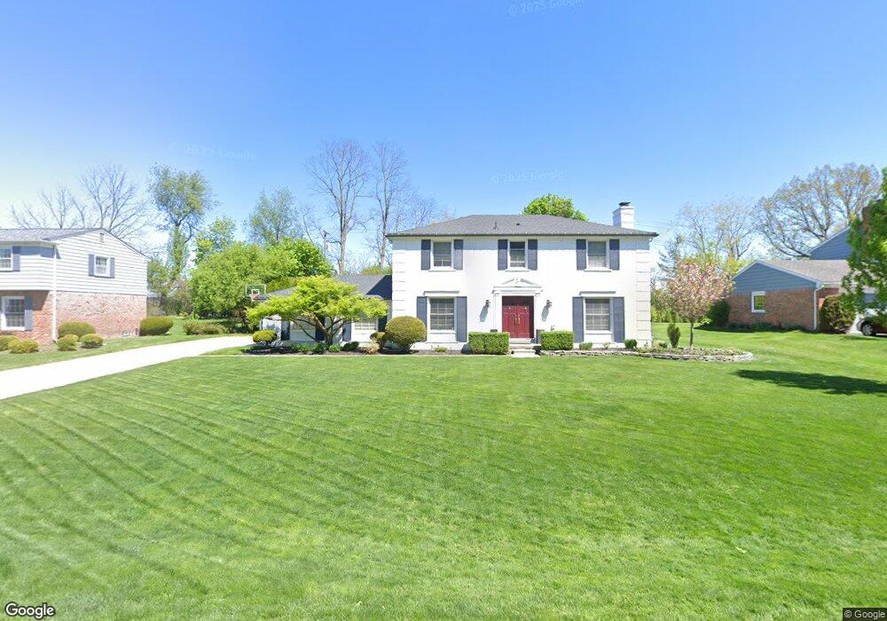 2599 Warwick Dr, Bloomfield Hills, MI 48304 - photo 1