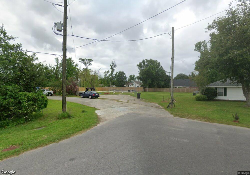 2611 Edgewood Ln, Lake Charles, LA 70605 - photo 1