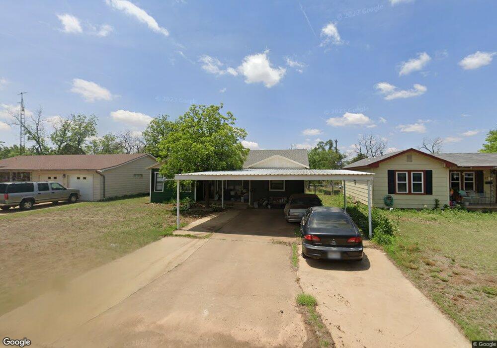 1311 Vernon St, Plainview, TX 79072 - photo 1