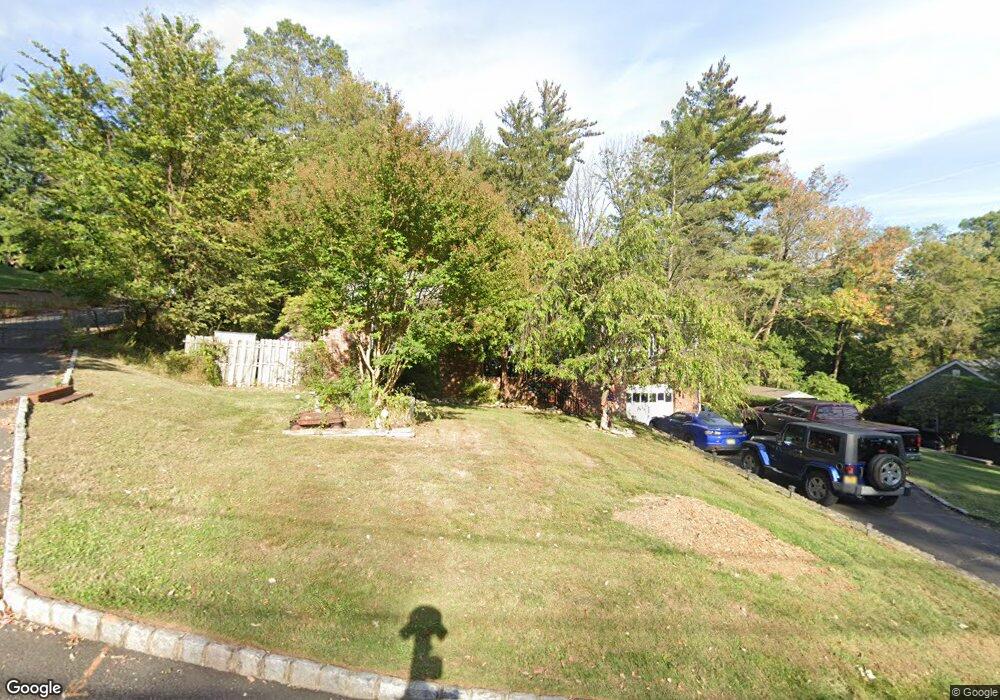 210 Mountain Pkwy, Green Brook, NJ 08812 - photo 1