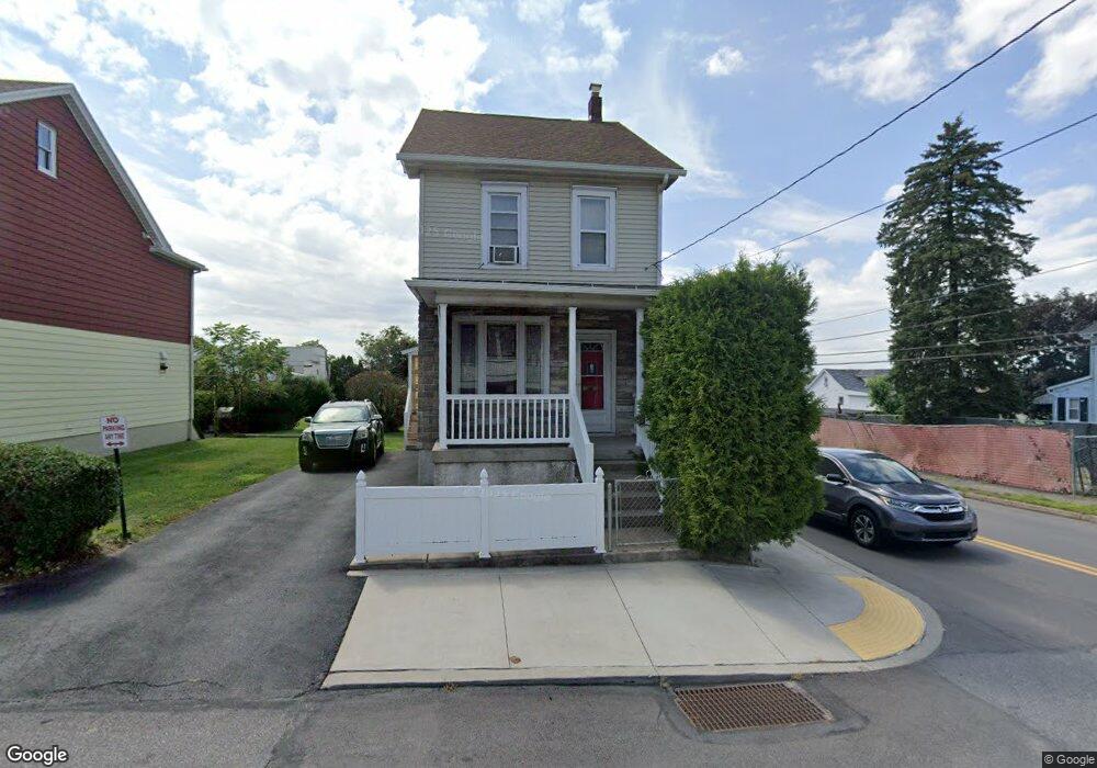 800 N Vine St, Hazleton, PA 18201 - photo 1