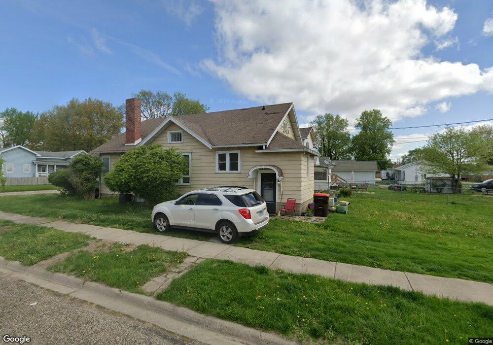 502 N Logan St, Lincoln, IL 62656 - photo 1