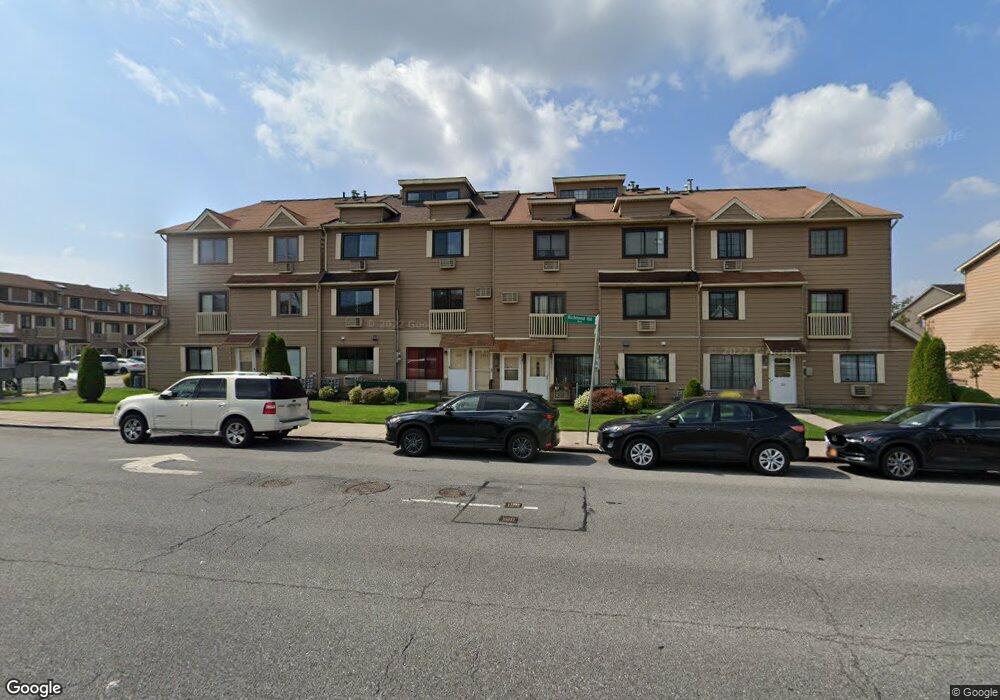 22 Gardenia Ln unit 93, Staten Island, NY 10314 - photo 1