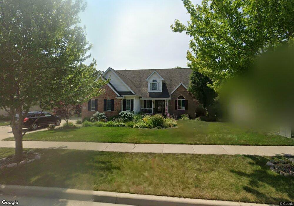 670 Davis Cir, Crown Point, IN 46307 - photo 1