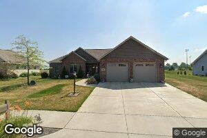 928 Crestview Dr, Metamora, IL 61548