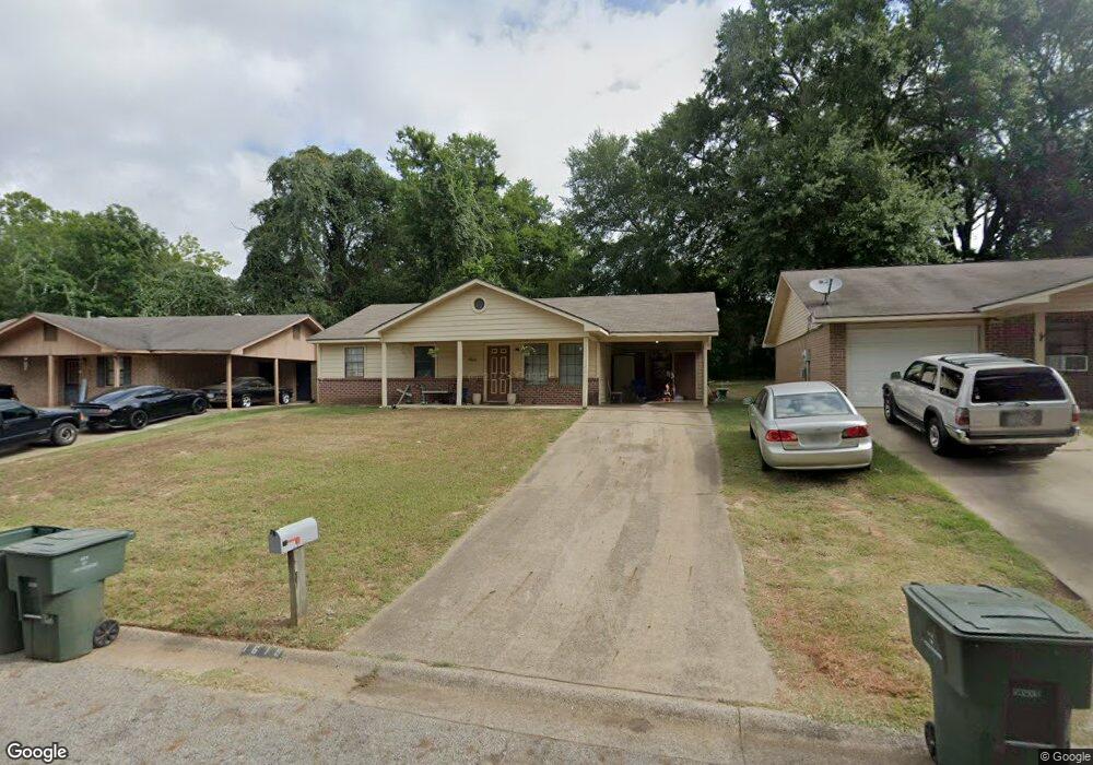 1619 Hanson Dr, Nacogdoches, TX 75961 - photo 1