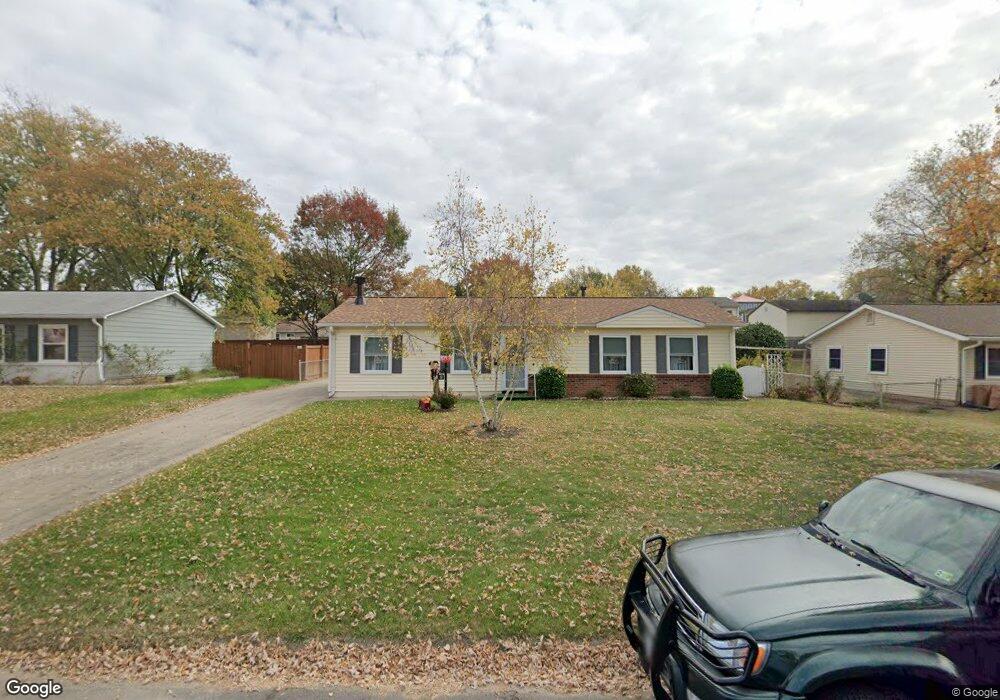 112 N Cypress Rd, Sterling, VA 20164 - photo 1